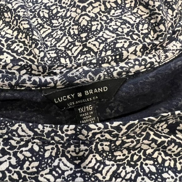Lucky Brand Navy & White 3/4 Sleeve Blouse Size 1X - Picture 9 of 9